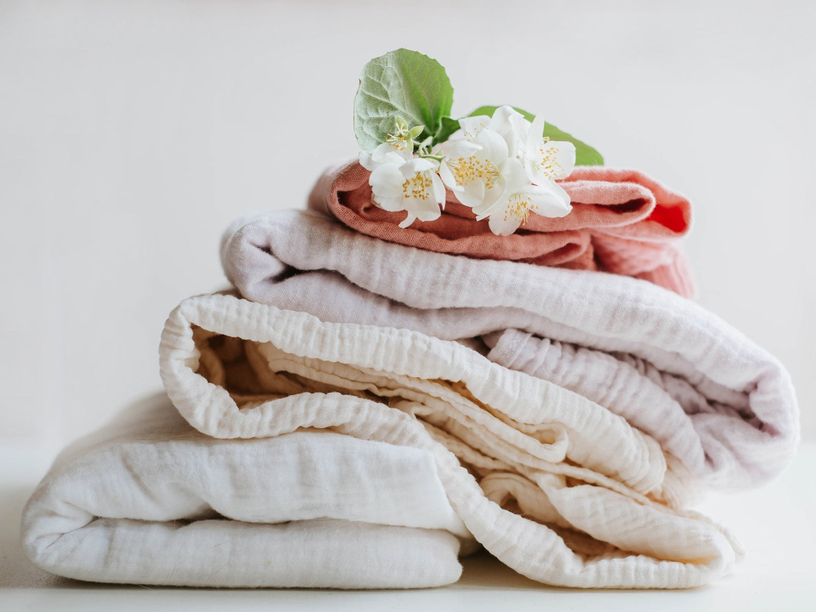 Musselin richtig waschen – so bleibt er lange schön