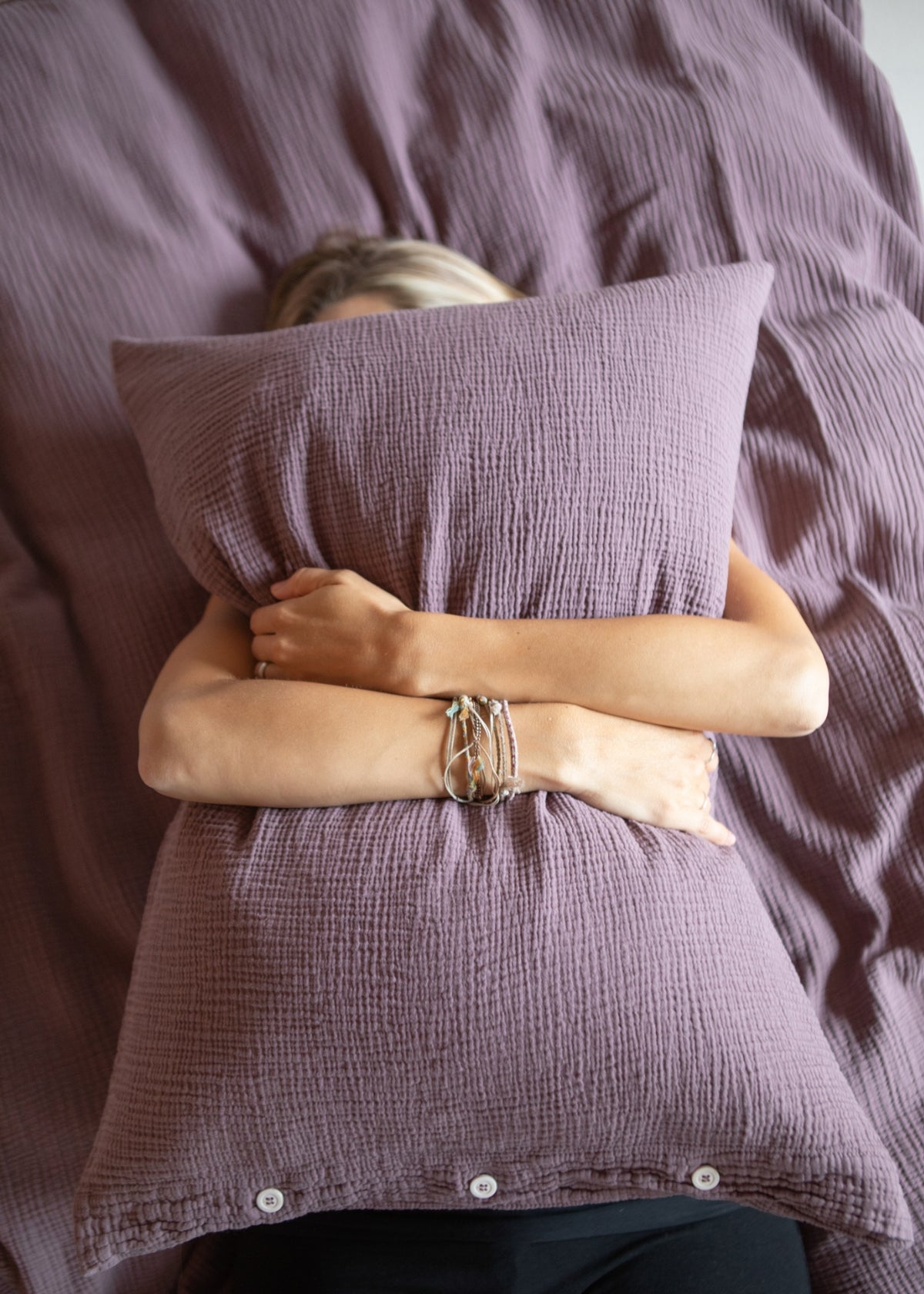 JULA Muslin Pillowcase, Eggplant