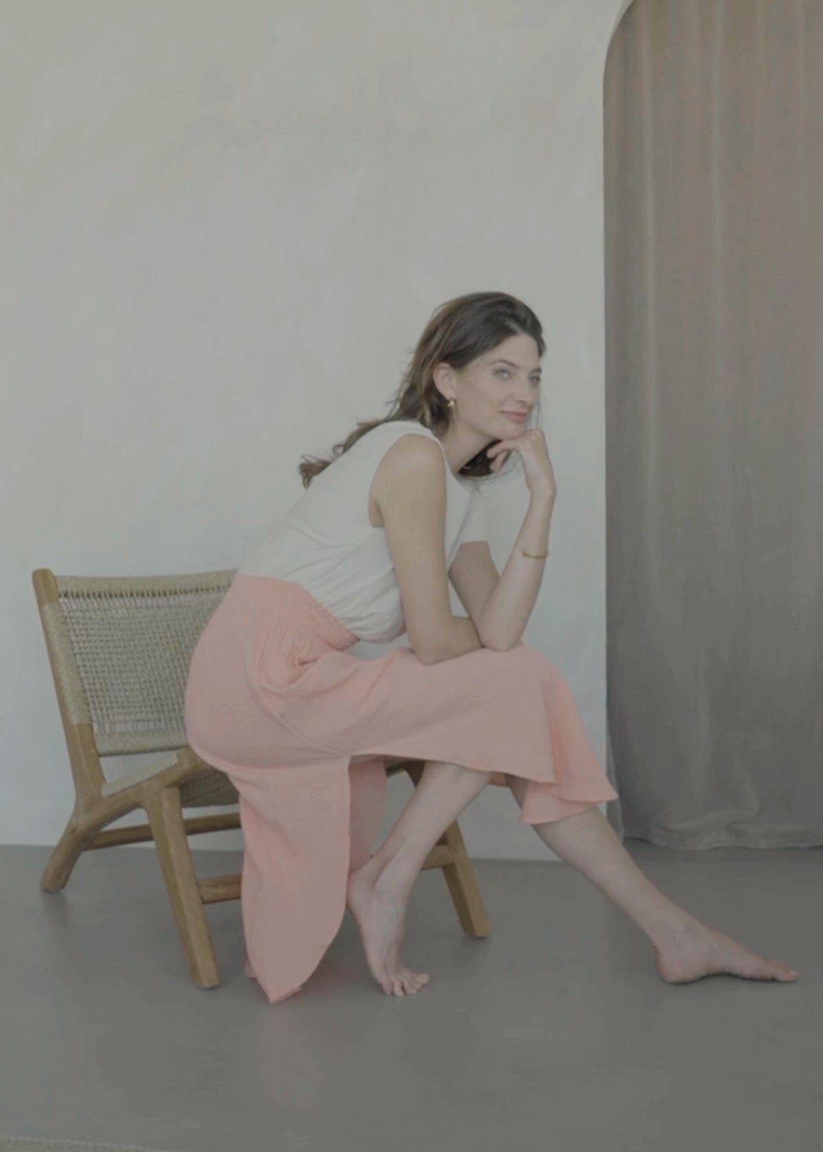 Robe en mousseline MAIMÓ beige & abricot