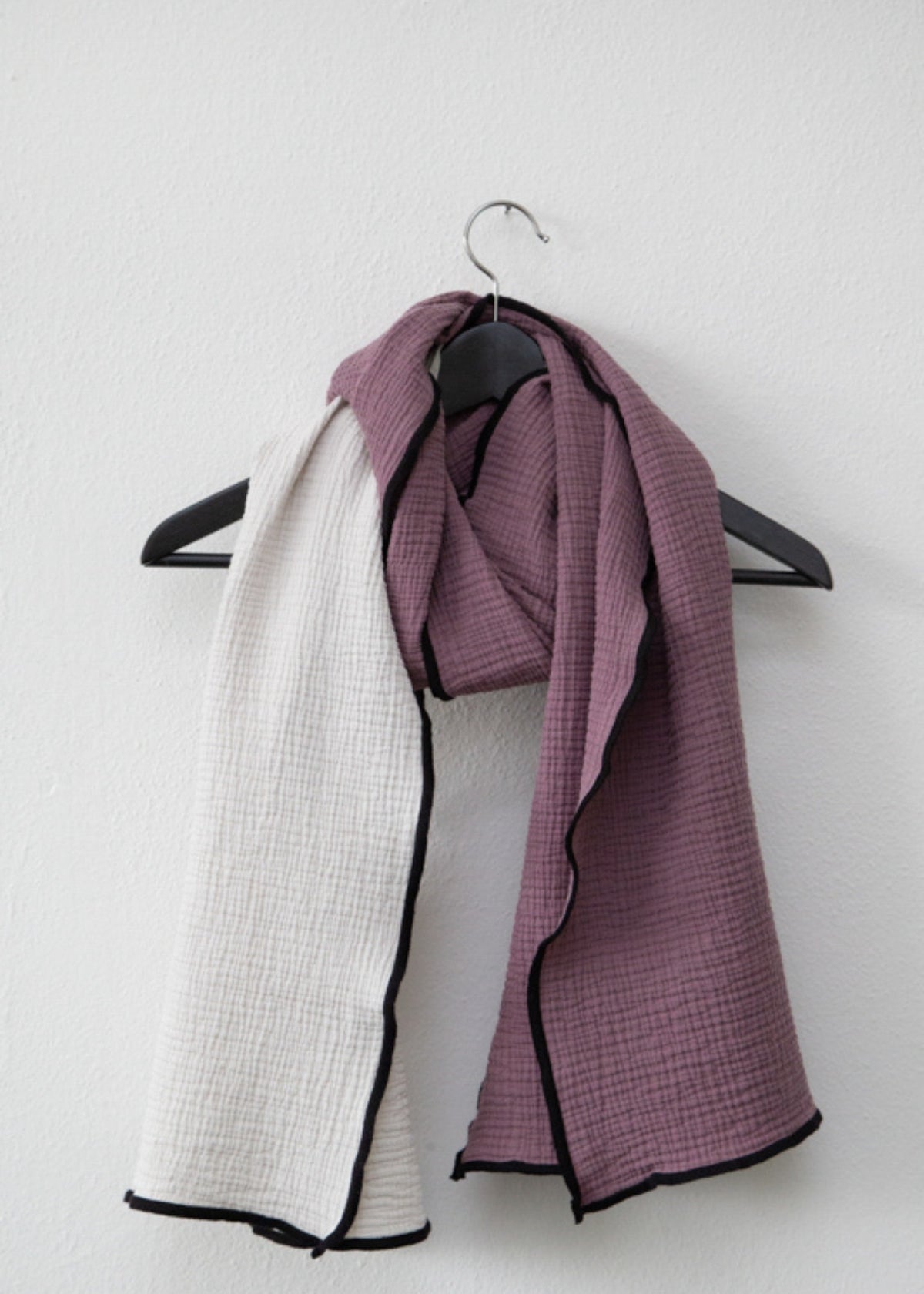 Sciarpa in mussola ANOUK color melanzana/beige